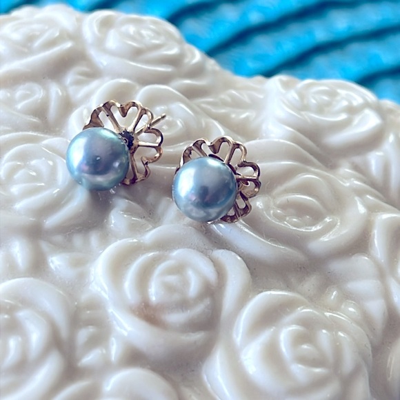 Elegant 14K Gold Jackets and Akoya Blue Pearl Earrings with 14K gold posts - Picture 2 of 3